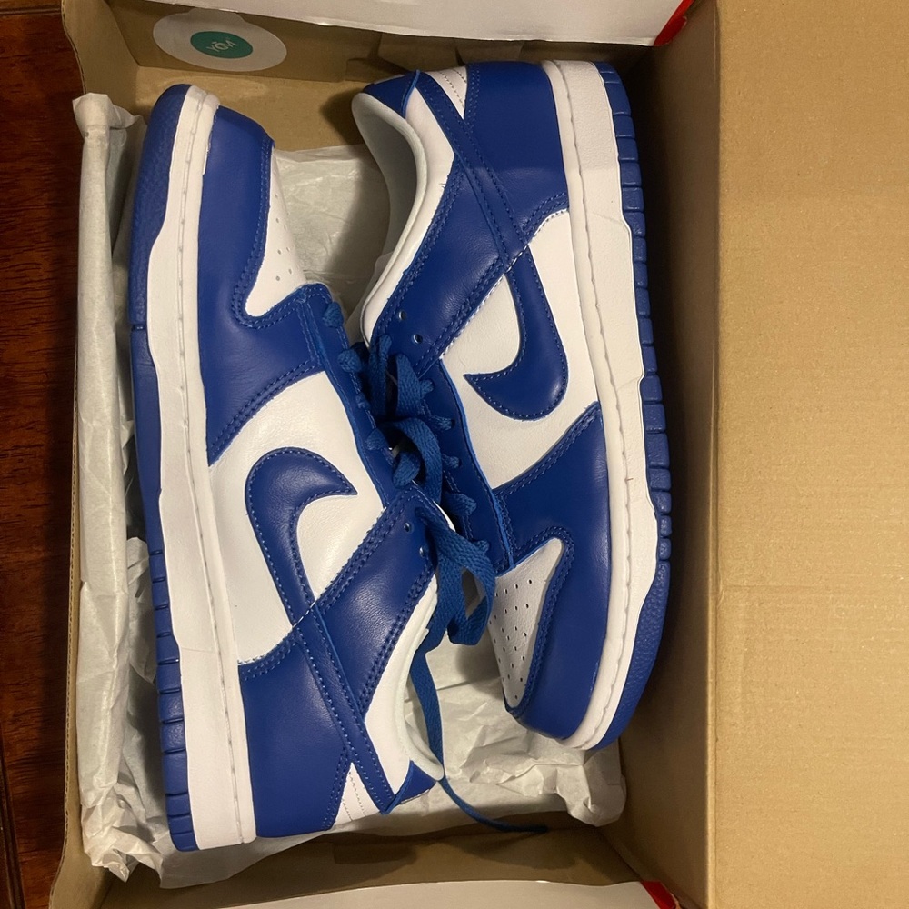 I didn’t realize it was a UK size 6.5…A UK 6.5 = US 9.5 so they are way too big.